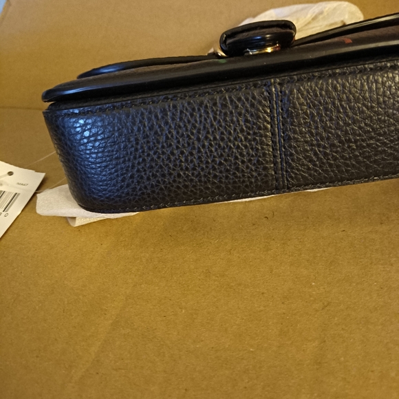 Coach, Authentic - Picture 3 of 5